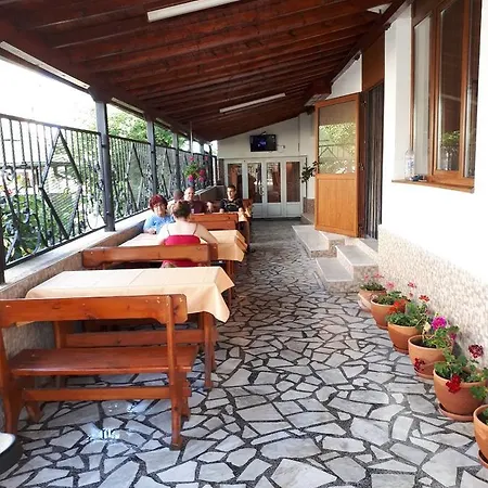 Къща За Гости Наталия Guest house *